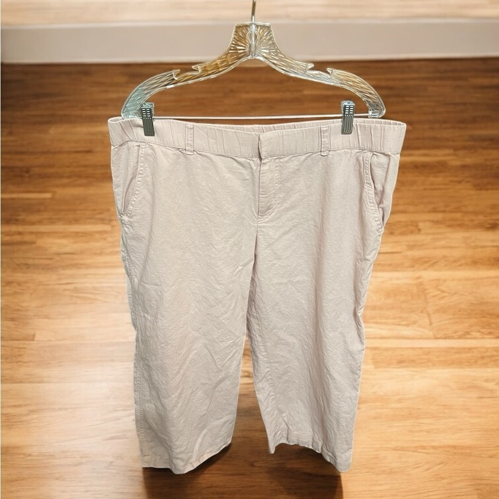 Liz Claiborne Pink Cropped Pants Classic Style